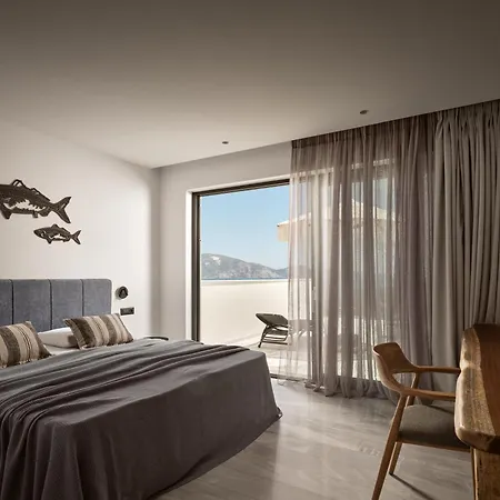 4-bedroom Private Sea View & Swimming Pool