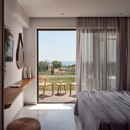 4-bedroom Private Sea View & Swimming Pool Laganas