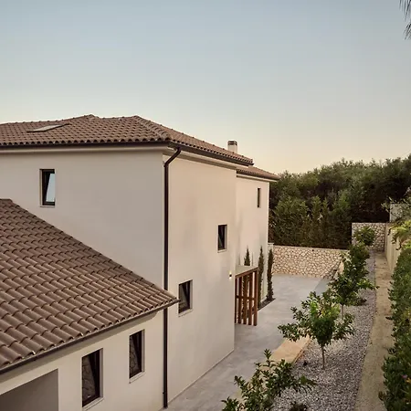 4-bedroom Private Sea View & Swimming Pool Villa Laganas